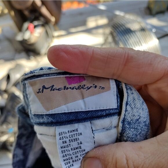 Vintage J. MacInally's Jean shorts - Picture 6 of 8